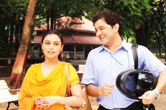 Bollywood should reflect regional sensibility: Aiyya director 